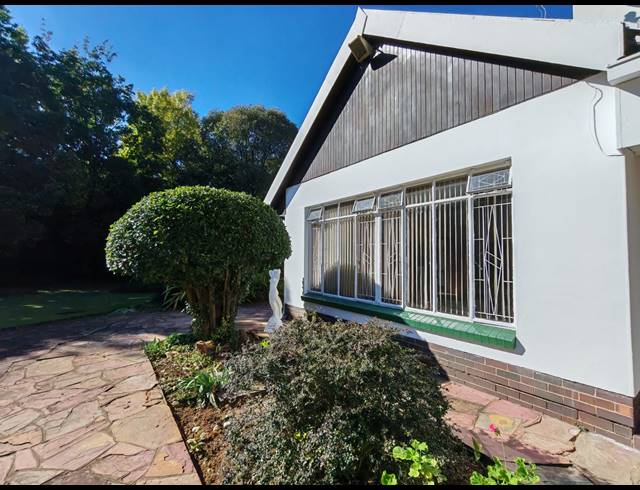 4 BEDROOM HOUSE FOR SALE IN THREE RIVERS PROPER